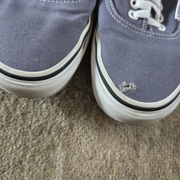 Vans - Picture 3 of 5